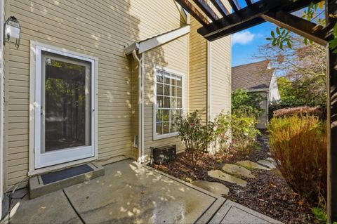 Tiny photo for 621 Charmain Circle, Mountain View, CA 94041 (MLS # ML82035533)