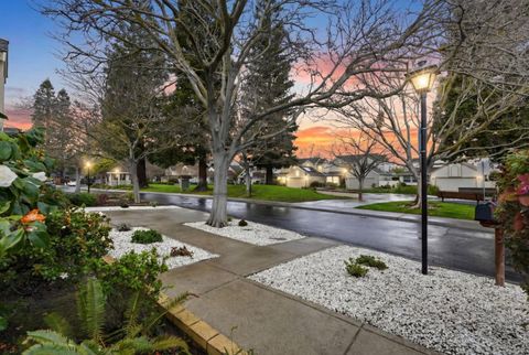 Tiny photo for 621 Charmain Circle, Mountain View, CA 94041 (MLS # ML82035533)