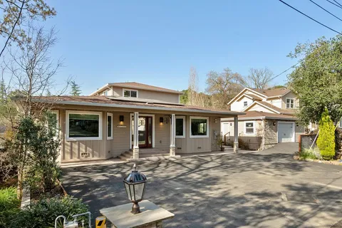 227 Theodor Lane, Sonoma, CA 95476 - #: ML82009914