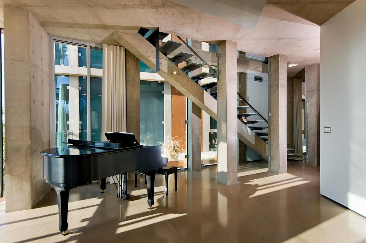 102 University Avenue 3A 3B 3C