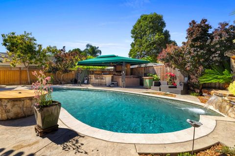 Tiny photo for 386 Utica Lane, SAN JOSE, CA 95123 (MLS # ML82042539)