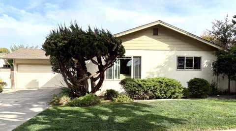 Photo of 631 W Alisal Street, SALINAS, CA 93901 (MLS # ML82058155)