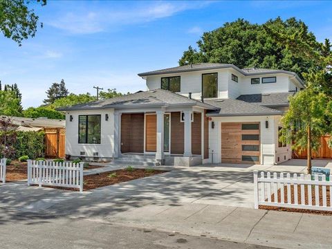 883 Rorke Way PALO ALTO CA 94303