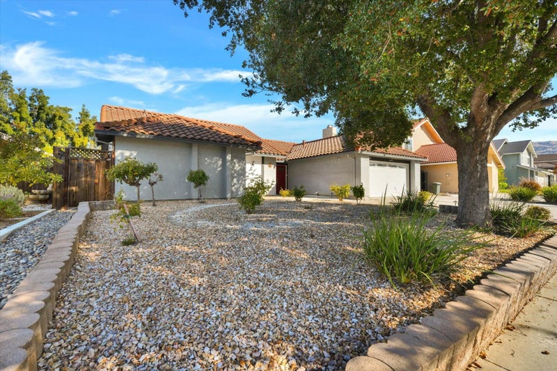 2979 Silverland Drive