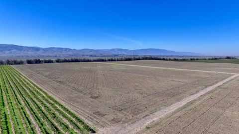 Tiny photo for 0 Metz Road, KING CITY, CA 93930 (MLS # ML82030642)