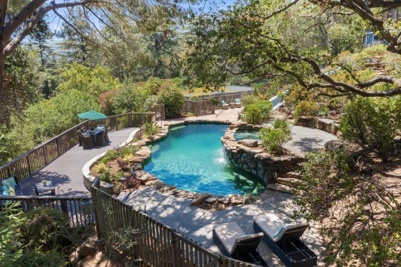 21100 Saratoga Hills Road
