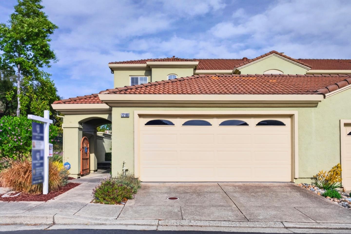 22190 W Lyndon Loop