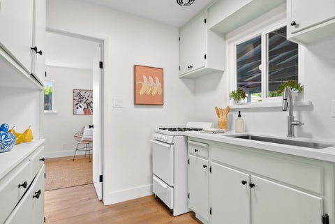Tiny photo for 915 Cayuga Street, SANTA CRUZ, CA 95062 (MLS # ML82058620)