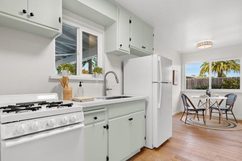 Tiny photo for 915 Cayuga Street, SANTA CRUZ, CA 95062 (MLS # ML82058620)