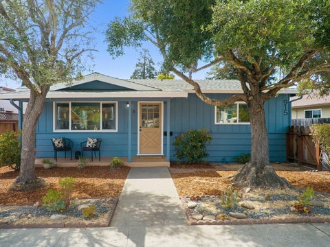 Photo of 915 Cayuga Street, SANTA CRUZ, CA 95062 (MLS # ML82058620)