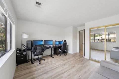 Tiny photo for 19524 Redwood Glen, CASTRO VALLEY, CA 94546 (MLS # ML82043878)