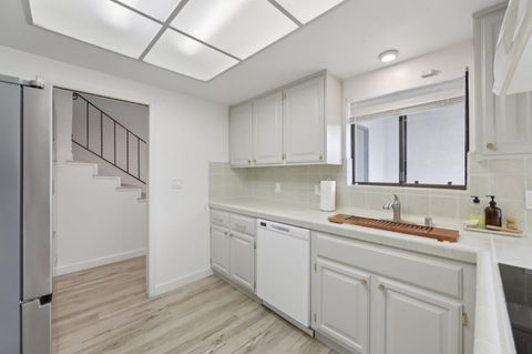 Tiny photo for 19524 Redwood Glen, CASTRO VALLEY, CA 94546 (MLS # ML82043878)