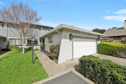 Tiny photo for 19524 Redwood Glen, CASTRO VALLEY, CA 94546 (MLS # ML82043878)