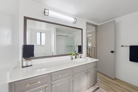 Tiny photo for 19524 Redwood Glen, CASTRO VALLEY, CA 94546 (MLS # ML82043878)