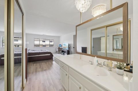 Tiny photo for 19524 Redwood Glen, CASTRO VALLEY, CA 94546 (MLS # ML82043878)