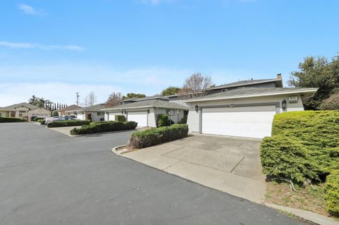 Tiny photo for 19524 Redwood Glen, CASTRO VALLEY, CA 94546 (MLS # ML82043878)