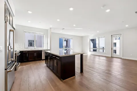 1028 Foster Square Lane Unit 305, Foster City, CA 94404 - #: ML82036288