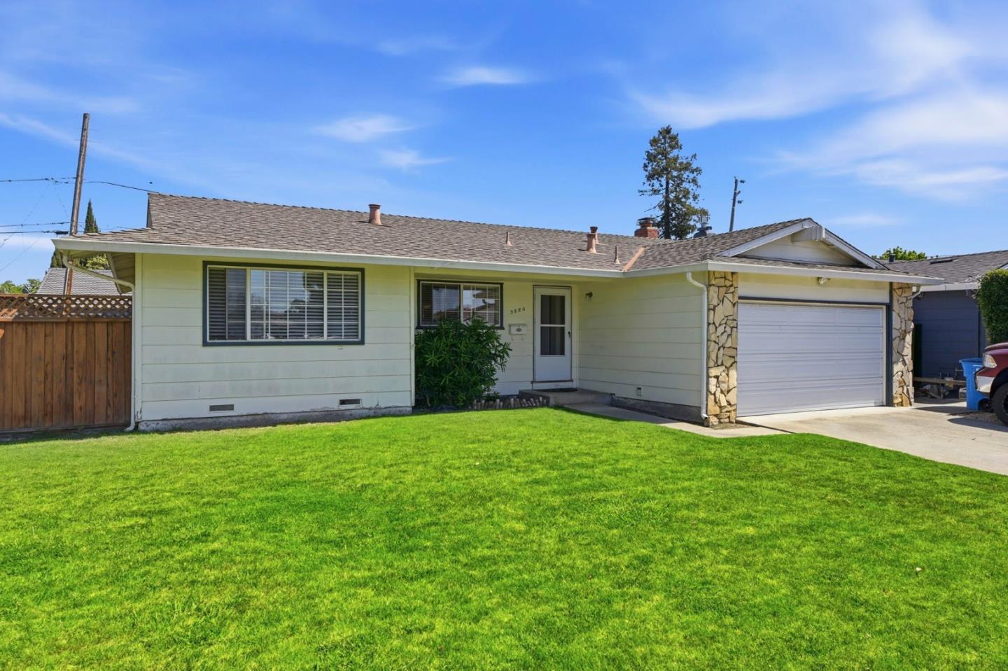 3880 Eastwood Circle