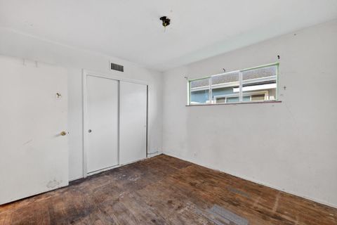 Tiny photo for 3052 Kentridge Drive, SAN JOSE, CA 95133 (MLS # ML82031206)