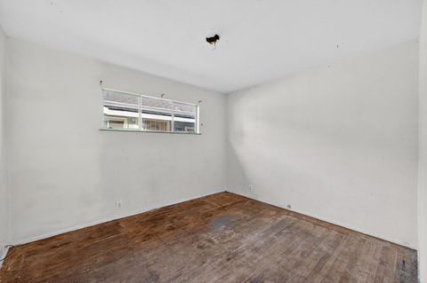 Tiny photo for 3052 Kentridge Drive, SAN JOSE, CA 95133 (MLS # ML82031206)