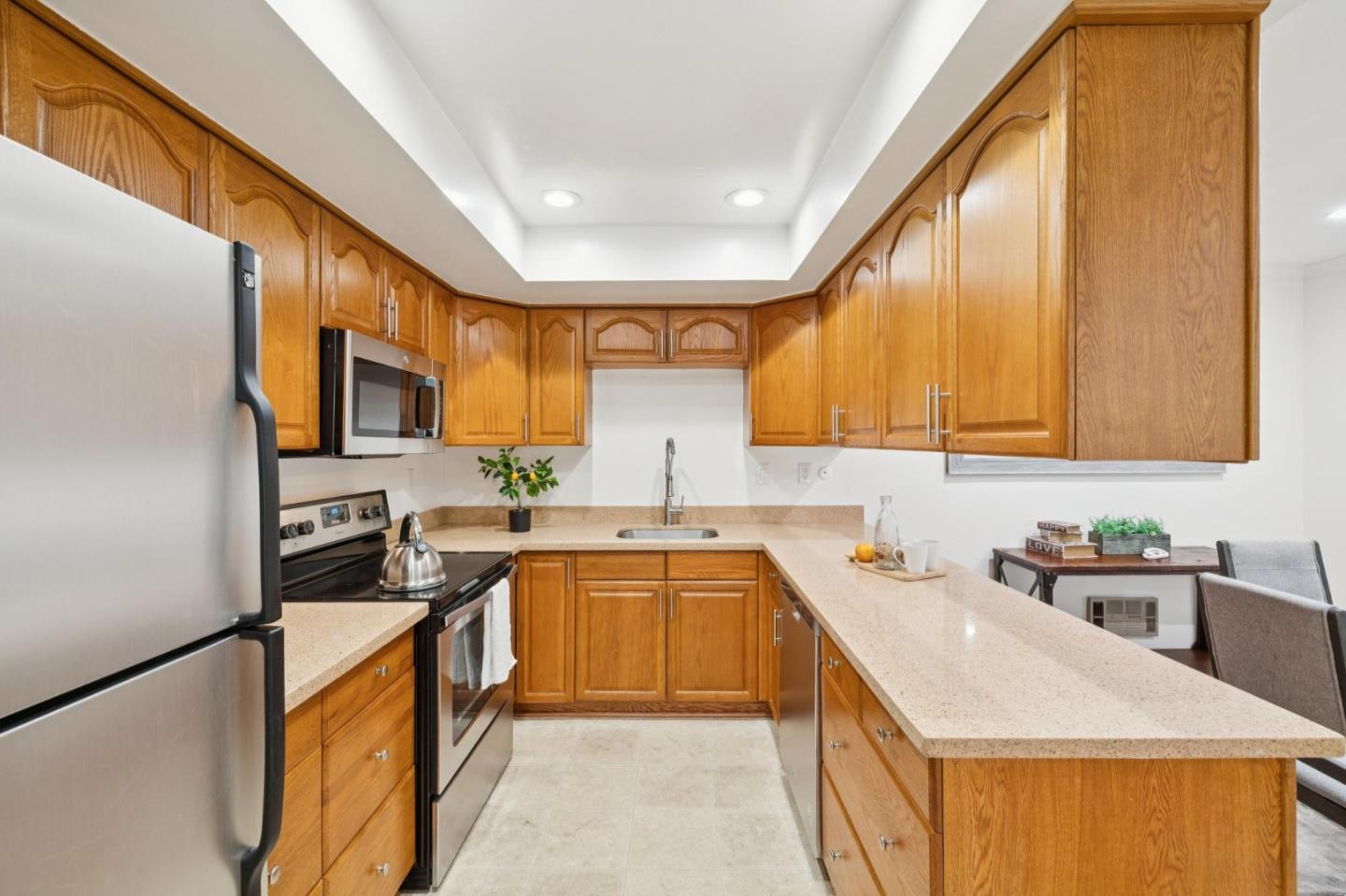1121 Douglas Avenue 302