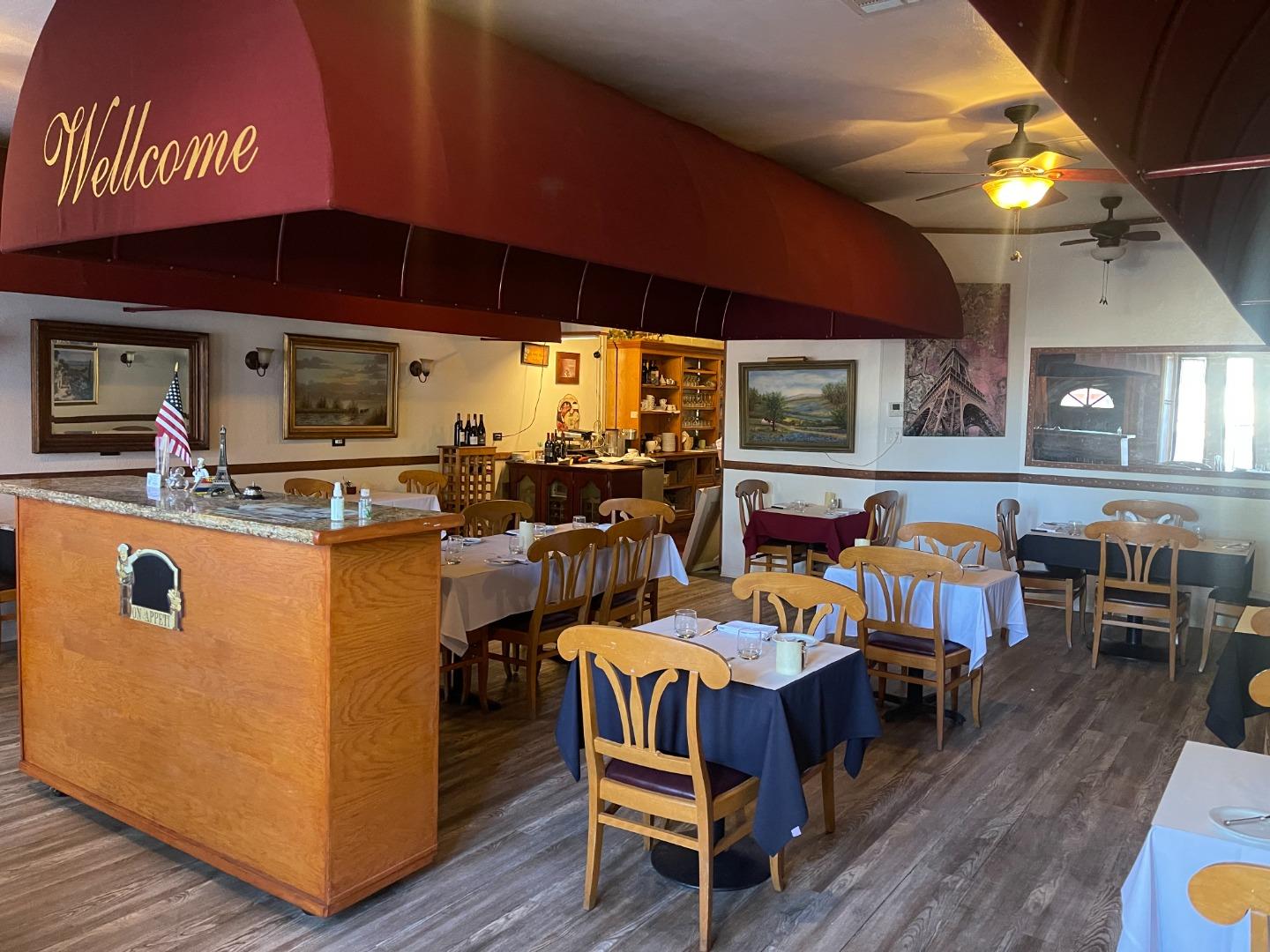 1405 West El Camino Real