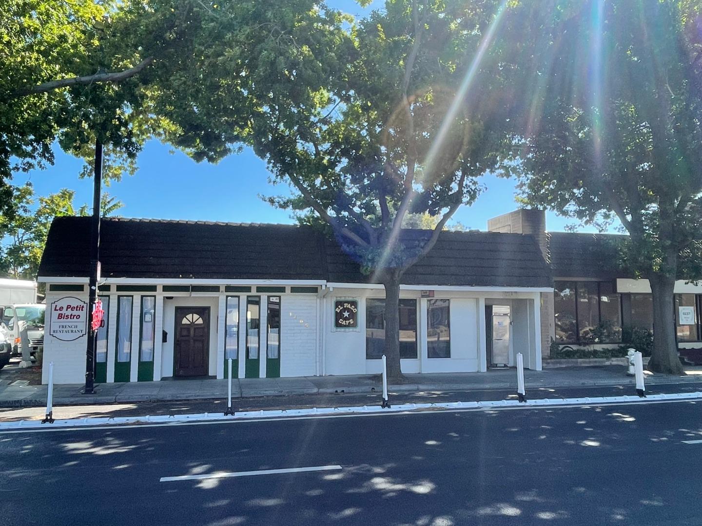 1405 West El Camino Real