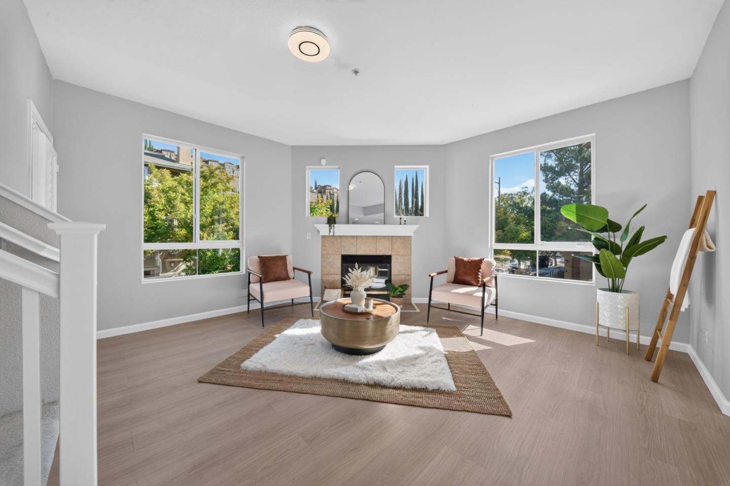 462 Marble Arch Avenue
