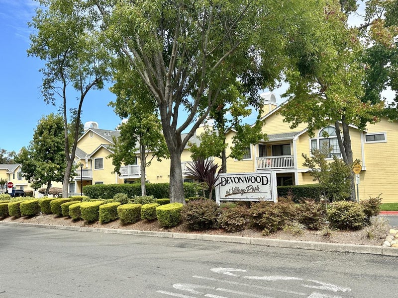 1108 Devonwood