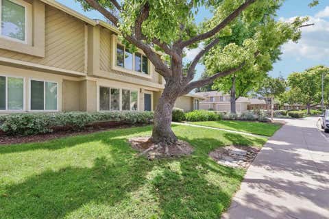 Tiny photo for 1522 De Rose Way, San Jose, CA 95126 (MLS # ML82044134)