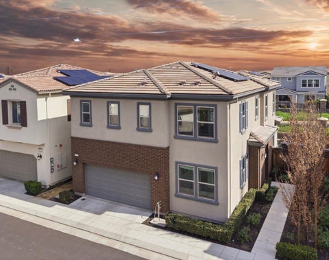 Photo of 1122 S Morning Glory Drive, MOUNTAIN HOUSE, CA 95391 (MLS # ML82043794)