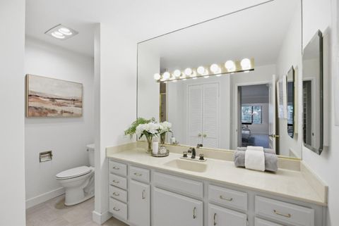 Tiny photo for 2140 Santa Cruz Avenue #E102, MENLO PARK, CA 94025 (MLS # ML82034431)