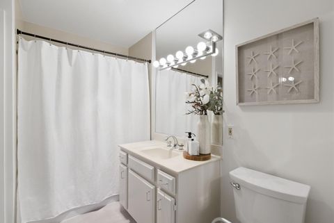 Tiny photo for 2140 Santa Cruz Avenue #E102, MENLO PARK, CA 94025 (MLS # ML82034431)