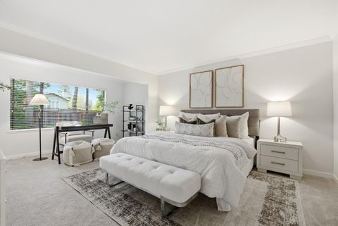 Tiny photo for 2140 Santa Cruz Avenue #E102, MENLO PARK, CA 94025 (MLS # ML82034431)