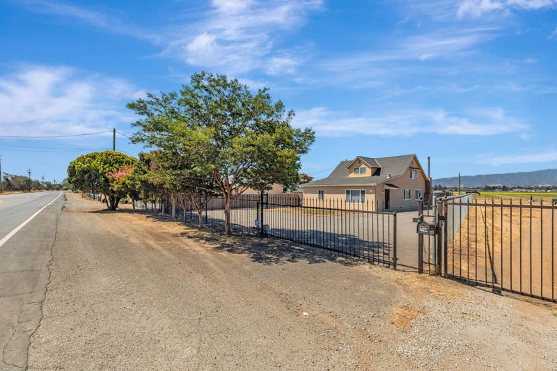 2718 Ferguson Road