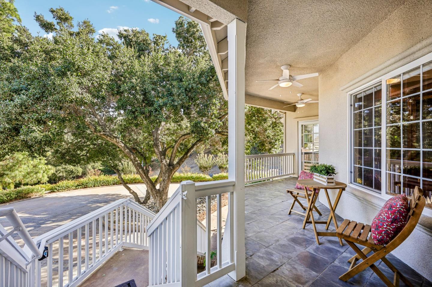1925 Mantelli Drive