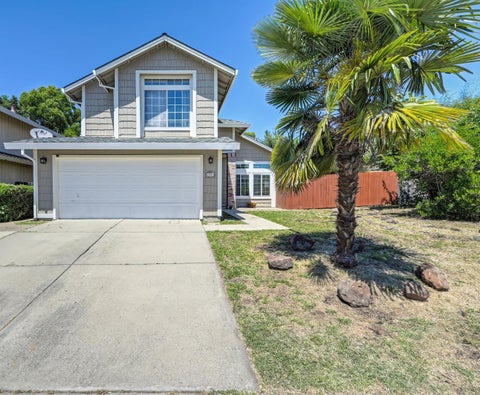 Photo of 4033 Grey Livery Way, ANTELOPE, CA 95843 (MLS # ML82047787)