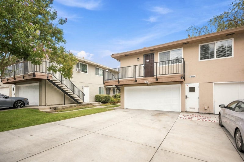 949 Gilchrist Drive 4