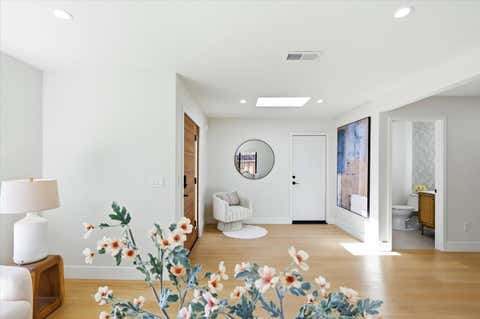 Tiny photo for 549 Emerald Avenue, San Carlos, CA 94070 (MLS # ML82039922)