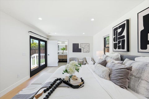 Tiny photo for 549 Emerald Avenue, San Carlos, CA 94070 (MLS # ML82039922)
