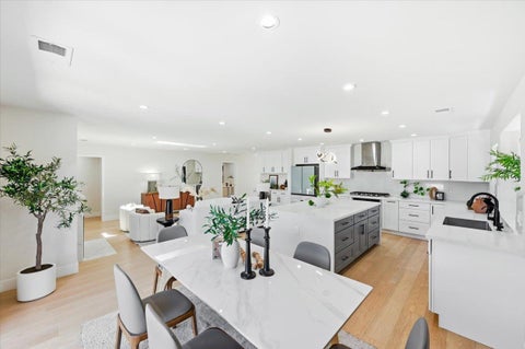 Tiny photo for 549 Emerald Avenue, San Carlos, CA 94070 (MLS # ML82039922)