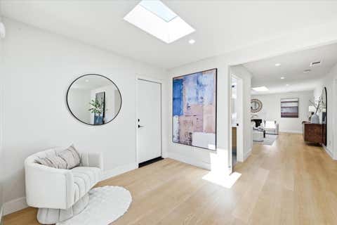 Tiny photo for 549 Emerald Avenue, San Carlos, CA 94070 (MLS # ML82039922)