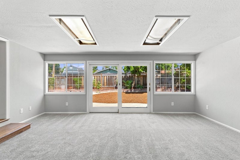 5284 Larchwood Drive