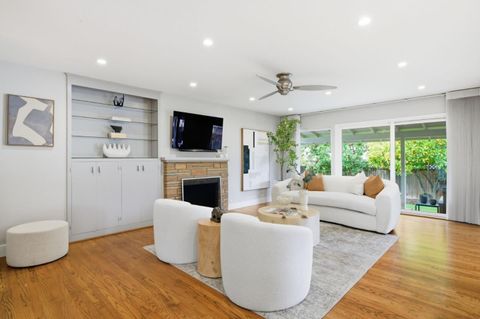 Tiny photo for 171 Santiago Avenue, Redwood City, CA 94061 (MLS # ML82036419)