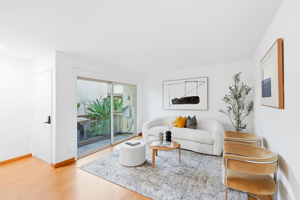 125 Connemara Way 32