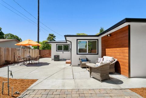 Tiny photo for 3069 Agate Drive, SANTA CLARA, CA 95051 (MLS # ML82034928)