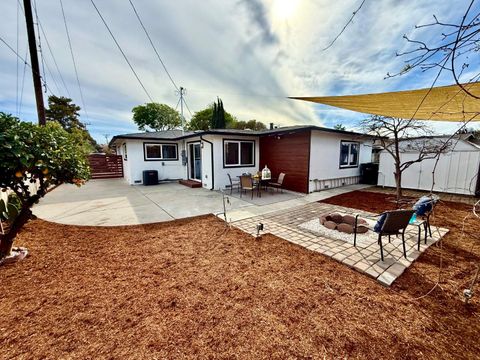 Tiny photo for 3069 Agate Drive, SANTA CLARA, CA 95051 (MLS # ML82034928)