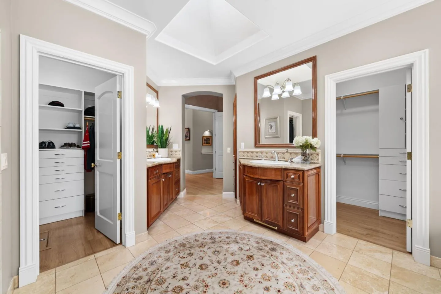 Gilroy, California 95020, United States, 4 Bedrooms Bedrooms, ,4 BathroomsBathrooms,Residential,Active,150666