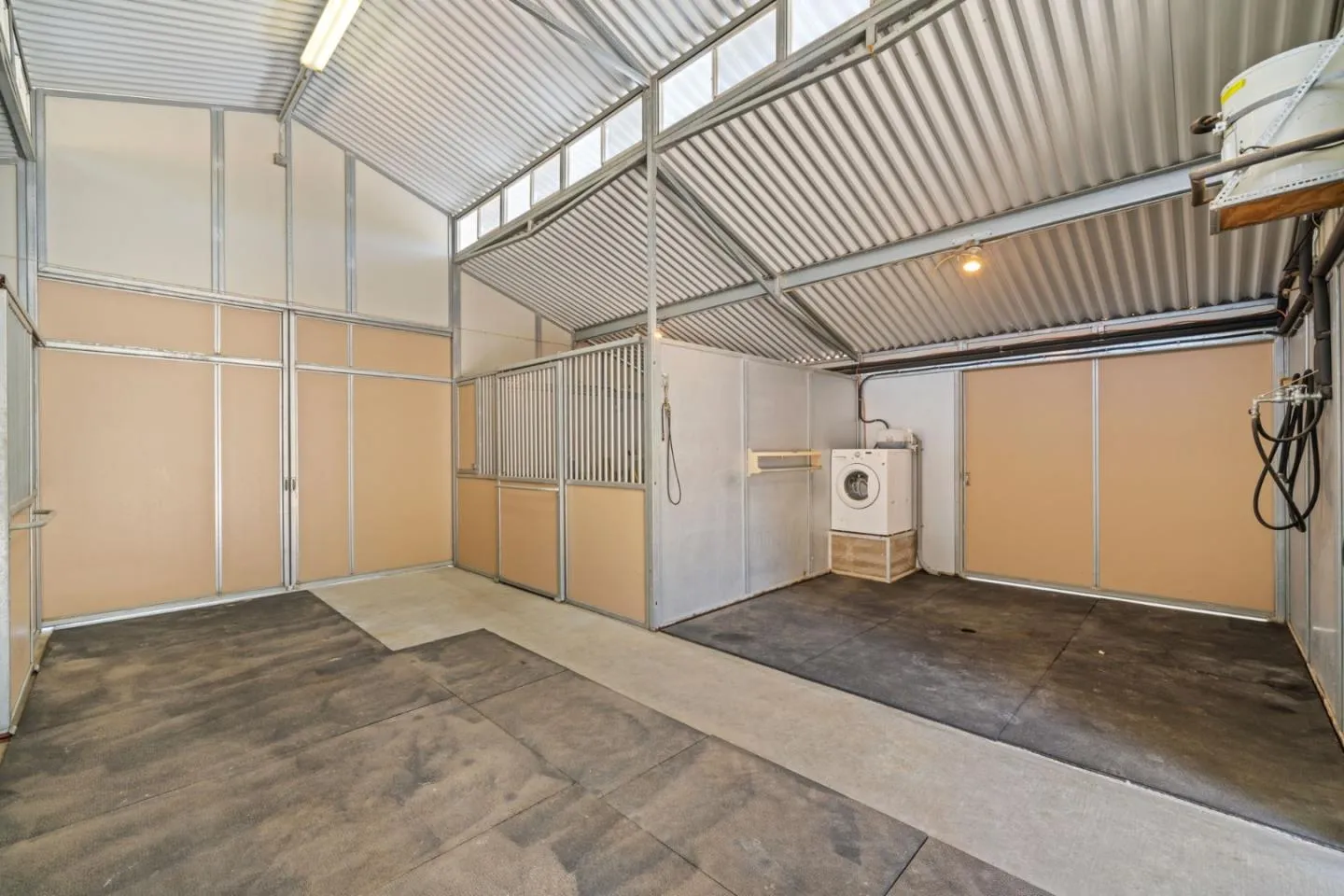 Gilroy, California 95020, United States, 4 Bedrooms Bedrooms, ,4 BathroomsBathrooms,Residential,Active,150666