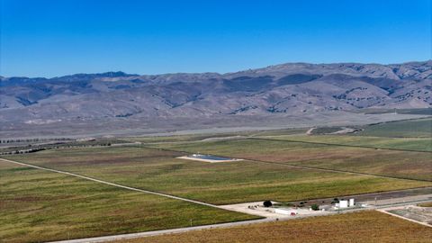 Tiny photo for 33155 Gloria Road, GONZALES, CA 93926 (MLS # ML82030648)